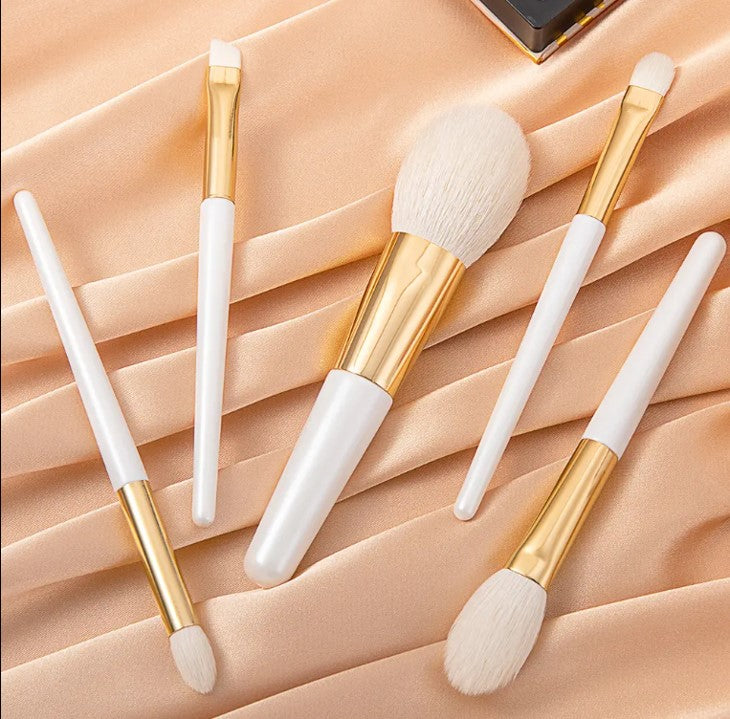 Foundation Brush – Dense, Flat & Perfect for Full Coverage