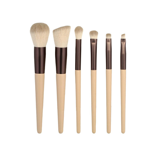 Fluffy Powder Brush – Soft, Airy Bristles for Natural Coverage