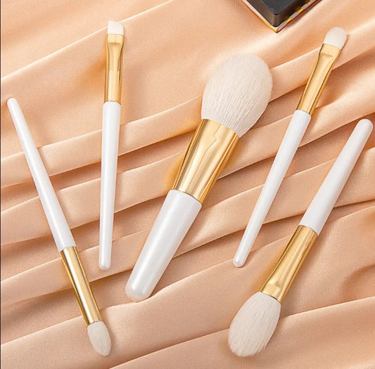 Foundation Brush – Dense, Flat & Perfect for Full Coverage